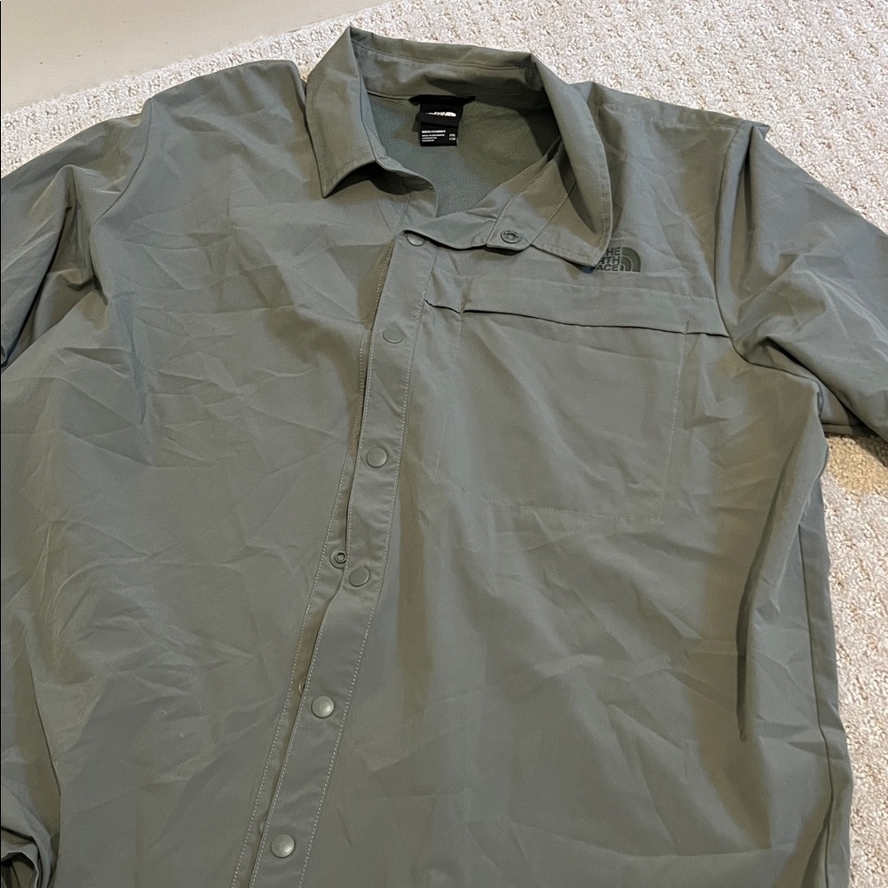 The North Face Men's Olive Shirt Jacket